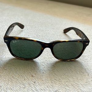 Genuine Ray-Ban polarized sunglasses. Good condition.